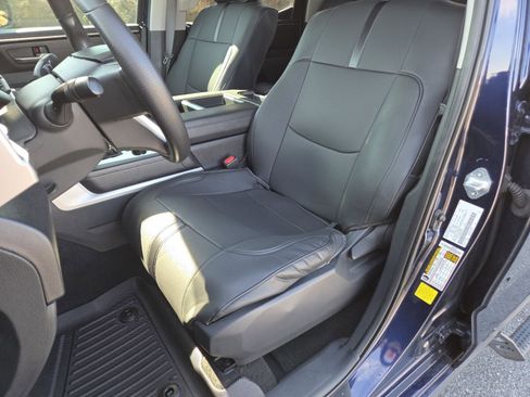 Used 2022 Toyota Tundra SR5 w/ Convenience Package image 25