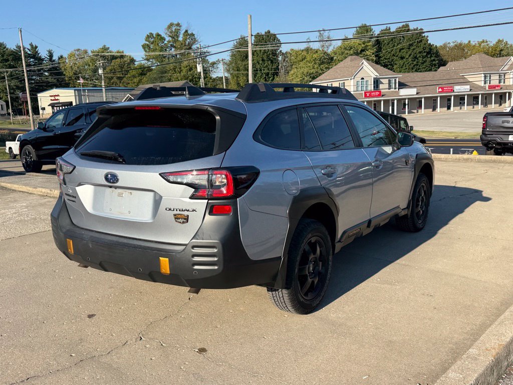 Used 2022 Subaru Outback Wilderness w/ Wilderness Package AWD/4WD image 6