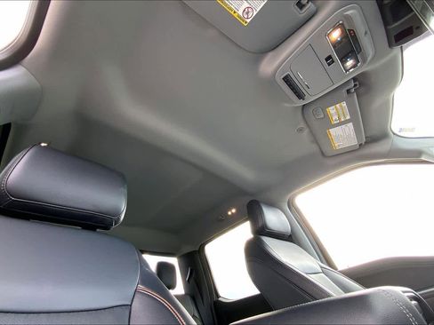 Used 2025 Ford F250 Lariat w/ Tremor Off-Road Package image 13