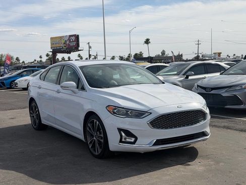Used 2019 Ford Fusion Titanium AWD/4WD image 13