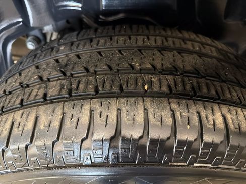 Used 2025 RAM 1500 Big Horn AWD/4WD image 18