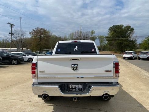 Used 2014 RAM 1500 Laramie w/ Convenience Group image 7