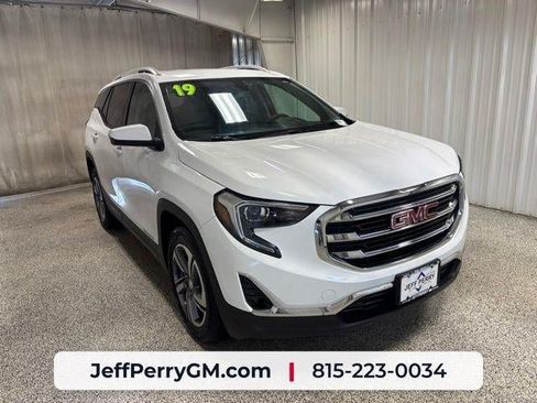 Used 2019 GMC Terrain SLT w/ Preferred Package AWD/4WD image 2