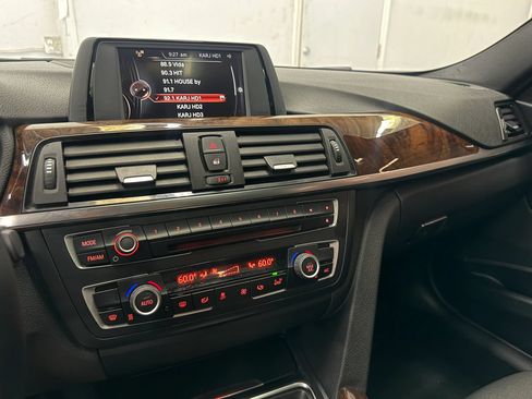 Used 2015 BMW 335i Sedan RWD image 13