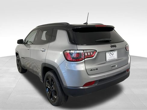 Used 2019 Jeep Compass Latitude AWD/4WD image 7