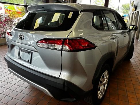 Used 2022 Toyota Corolla Cross L FWD image 10
