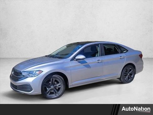 Used 2023 Volkswagen Jetta SE w/ Panoramic Sunroof Package image 1