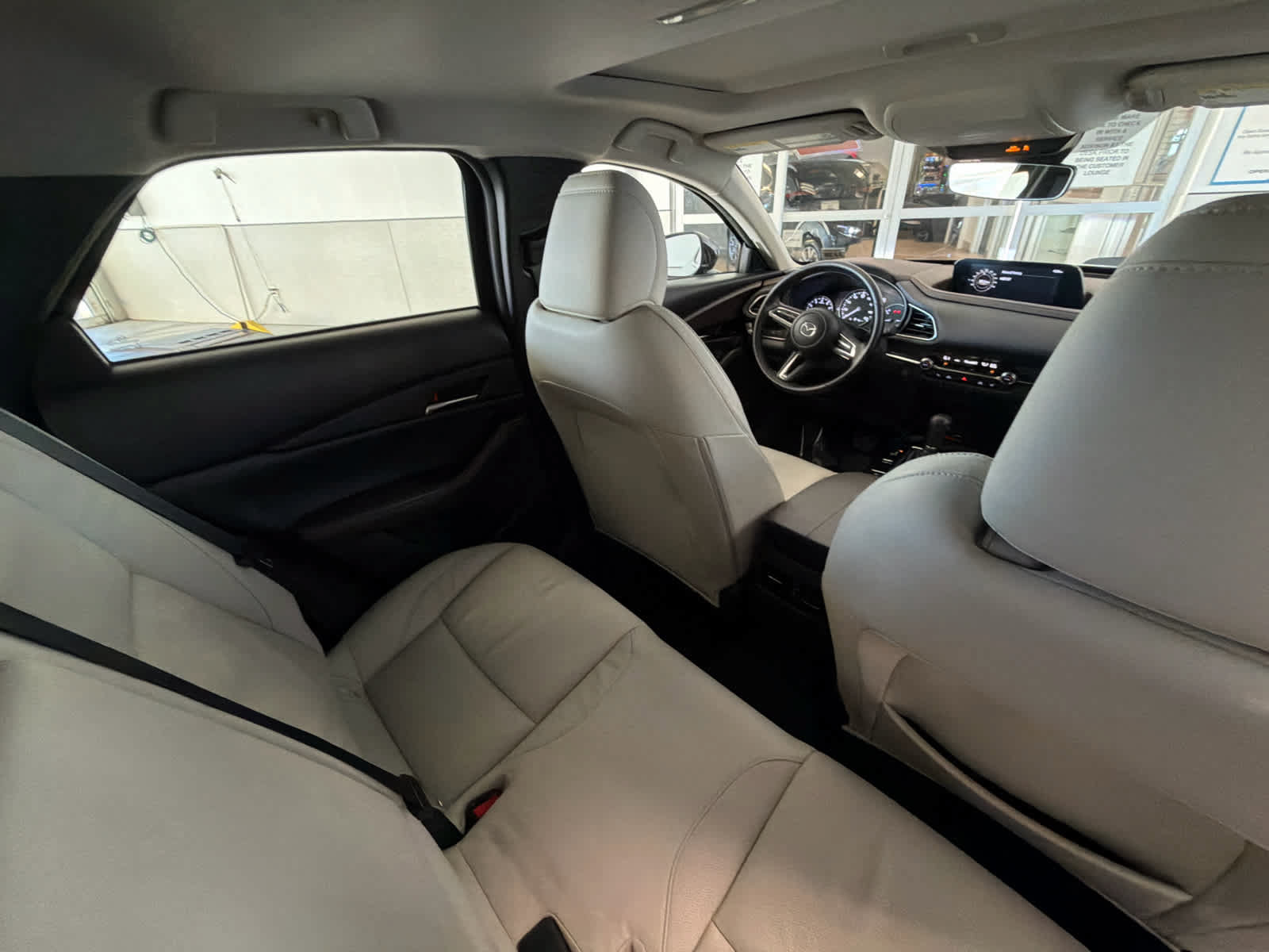 Used 2023 MAZDA CX-30 AWD 2.5 S w/ Premium Package image 12