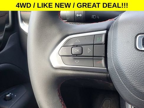 Used 2026 Jeep Compass Trailhawk AWD/4WD image 16