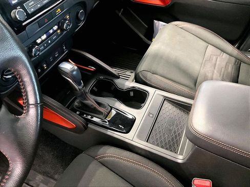 Used 2023 Nissan Frontier PRO-4X w/ Pro Convenience Package image 15