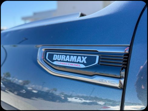 Used 2020 GMC Sierra 1500 AT4 w/ AT4 Premium Package image 7