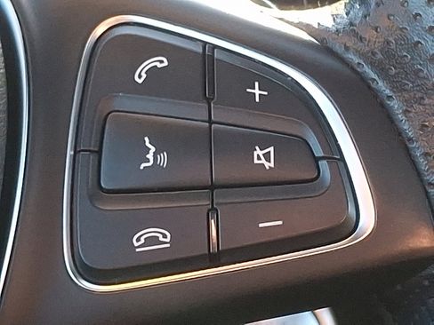 Used 2020 Mercedes-Benz GLA 250 4MATIC image 23