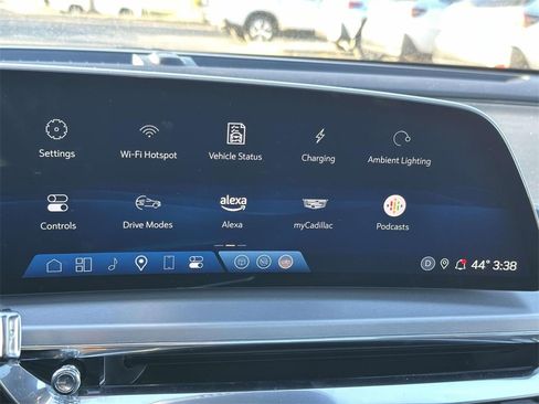 Certified 2024 Cadillac Lyriq Luxury w/ LPO, Floor Liner Package image 22