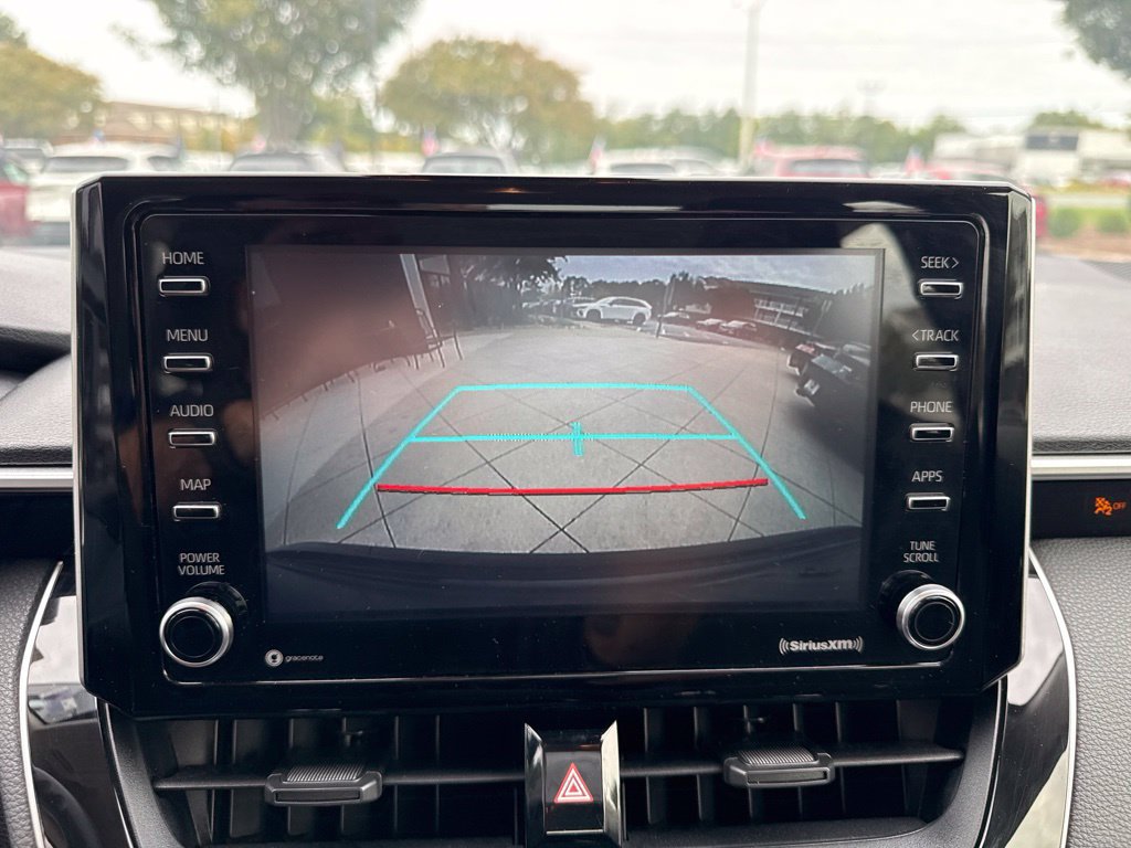 Used 2021 Toyota Corolla LE w/ Carpet Mat Package (TMS) FWD image 18