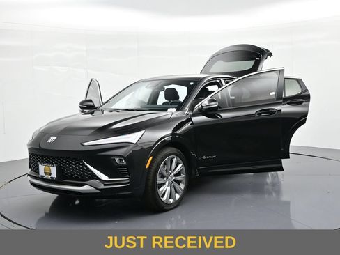 Used 2025 Buick Envista Avenir FWD image 24