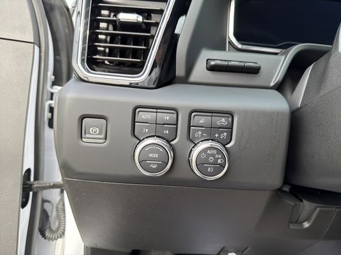 Certified 2024 GMC Sierra 2500 Denali Ultimate image 14