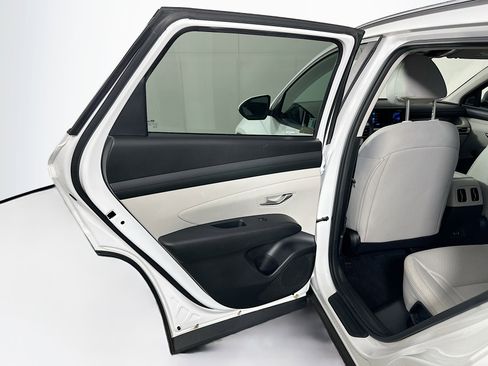 Used 2025 Hyundai Tucson SEL image 25