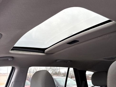 Used 2010 Hyundai Santa Fe GLS w/ Summer Event Pkg 21 image 7