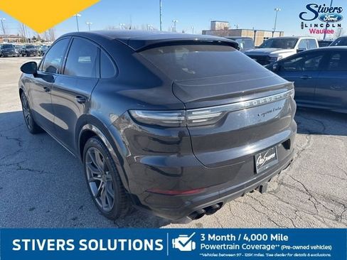 Used 2021 Porsche Cayenne Turbo image 8