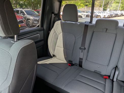 Used 2021 RAM 1500 Big Horn AWD/4WD image 12