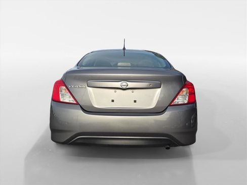 Used 2017 Nissan Versa S image 4