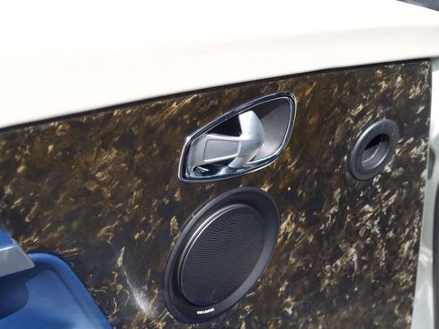 Used 2017 Aston Martin DB11 V12 image 34