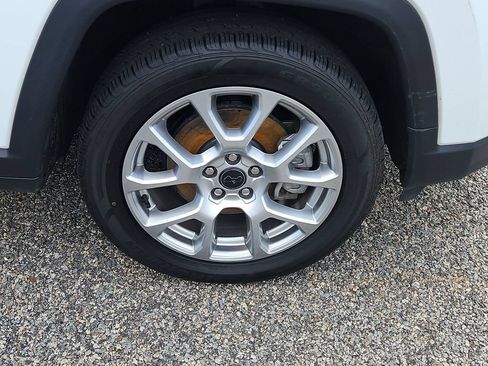 Used 2025 Jeep Compass Limited AWD/4WD image 10