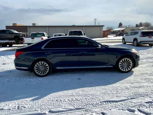 Used 2017 Genesis G90 3.3T Premium image 6