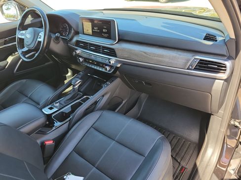 Certified 2021 Kia Telluride EX w/ EX Premium Package image 11