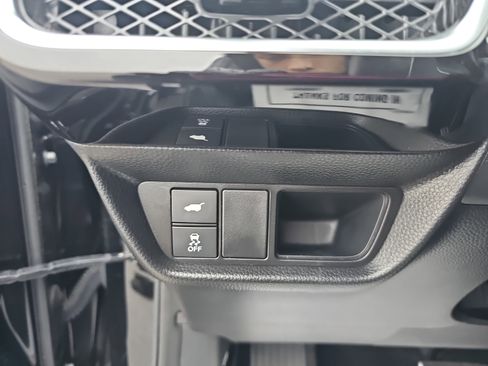 Certified 2025 Acura ADX A-Spec image 24