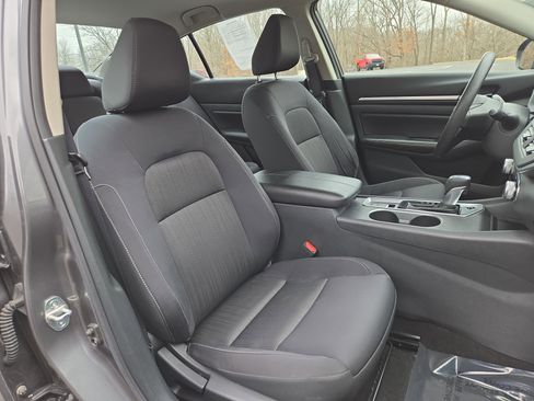 Used 2022 Nissan Altima 2.5 SV image 23