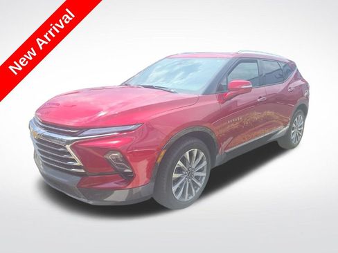 Used 2024 Chevrolet Blazer Premier w/ Driver Confidence II Package FWD image 1
