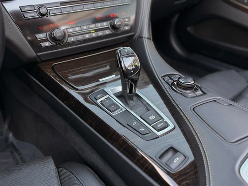 Used 2012 BMW 650i Convertible RWD image 38