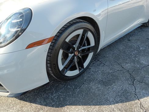 Used 2026 Porsche 911 Targa 4S AWD/4WD image 7