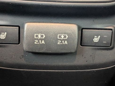 Used 2020 Subaru Outback Touring image 24