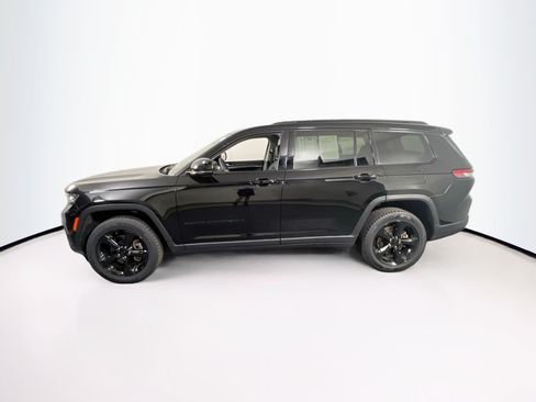Used 2023 Jeep Grand Cherokee L Limited w/ Black Appearance Package AWD/4WD image 8