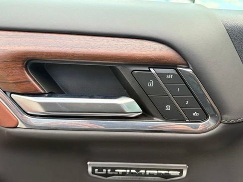 Used 2024 GMC Sierra 1500 Denali Ultimate AWD/4WD image 14