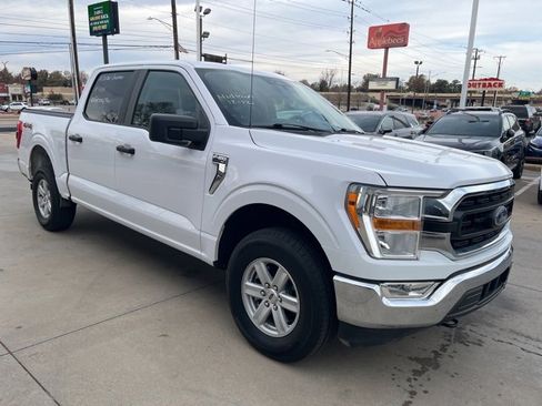 Used 2021 Ford F150 XLT image 1
