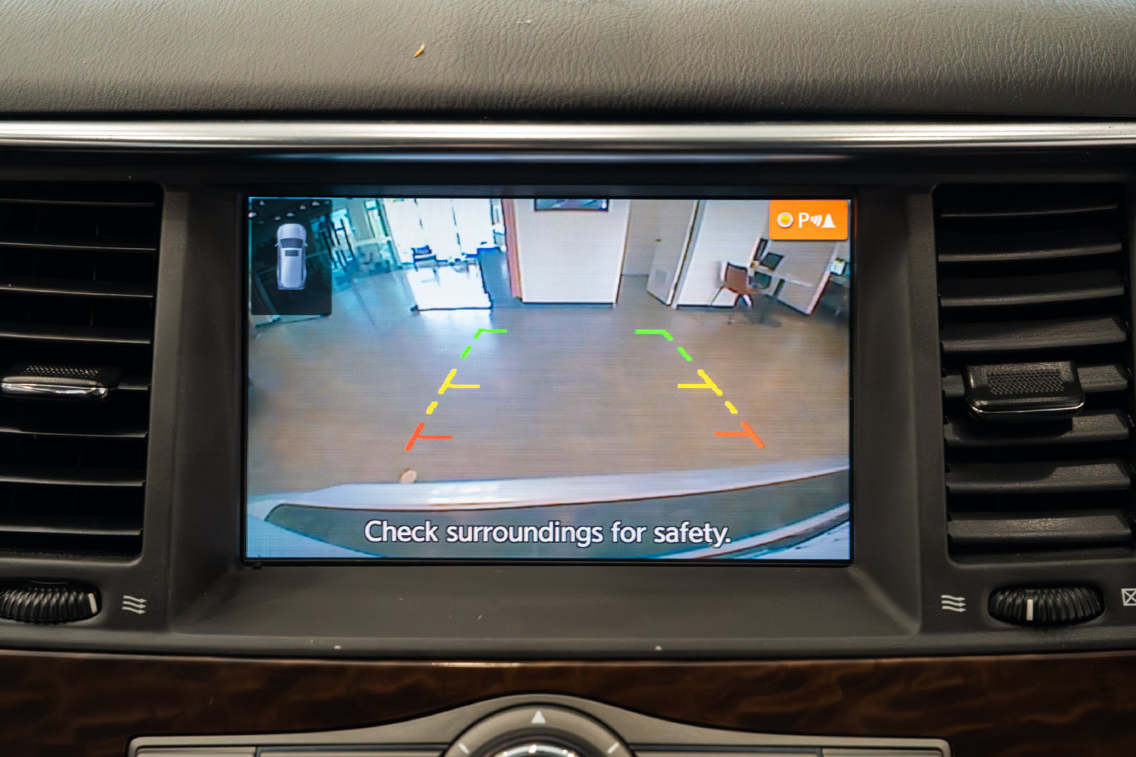 Used 2018 Nissan Armada SV w/ Driver Package RWD image 13