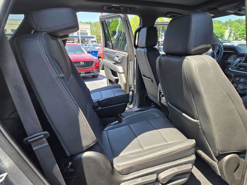 Used 2023 Chevrolet Tahoe RST w/ Luxury Package AWD/4WD image 26