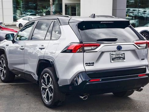 Used 2023 Toyota RAV4 XSE w/ Weather Package image 4