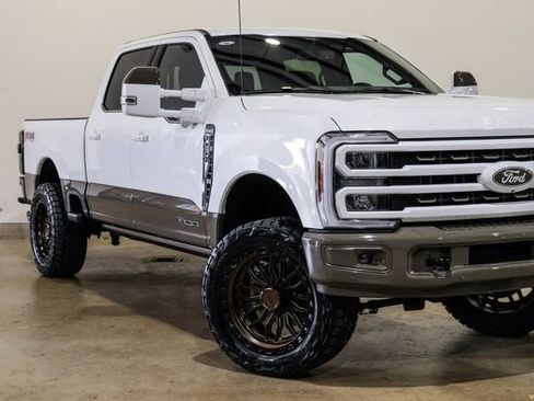 Used 2026 Ford F250 King Ranch w/ FX4 Off-Road Package image 23