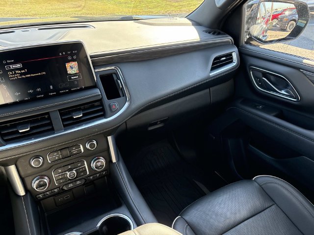Used 2023 GMC Yukon XL SLT w/ SLT Luxury Package RWD image 15