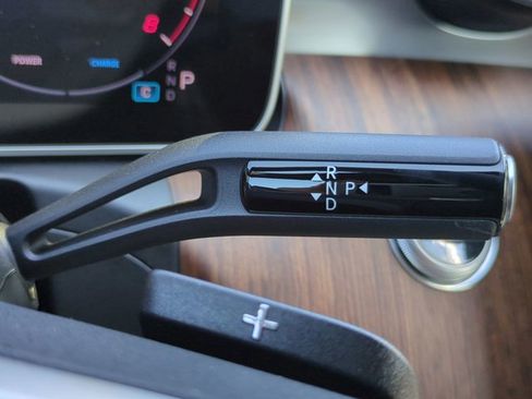 Used 2025 Mercedes-Benz C 300 Sedan image 18