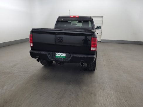 Used 2015 RAM 1500 Express AWD/4WD image 7
