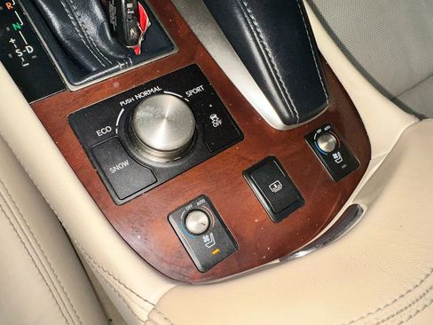 Used 2014 Lexus LS 460 AWD w/ Comfort Package image 25