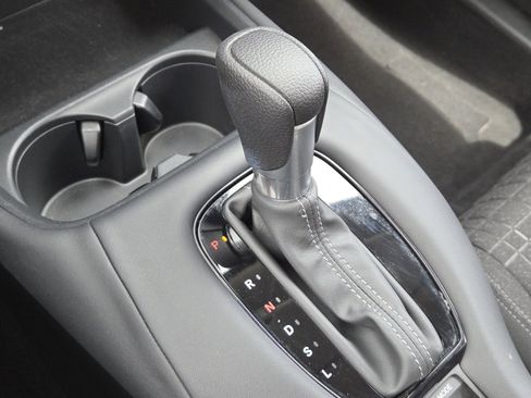 Used 2023 Honda HR-V LX image 31