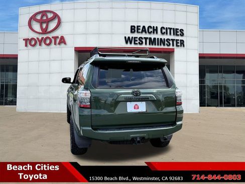 Used 2021 Toyota 4Runner Trail Special Edition AWD/4WD image 9