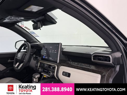 Certified 2025 Toyota Tacoma Limited AWD/4WD image 24