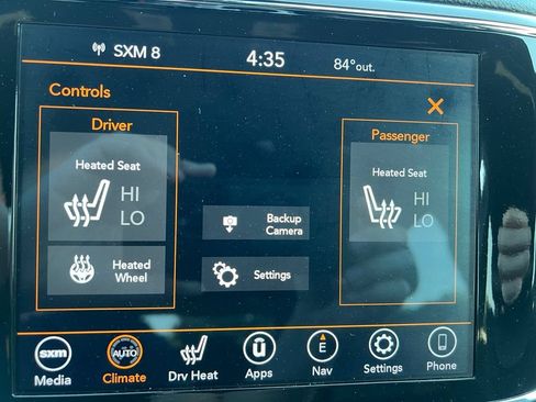 Used 2022 Jeep Grand Cherokee Laredo X AWD/4WD image 36